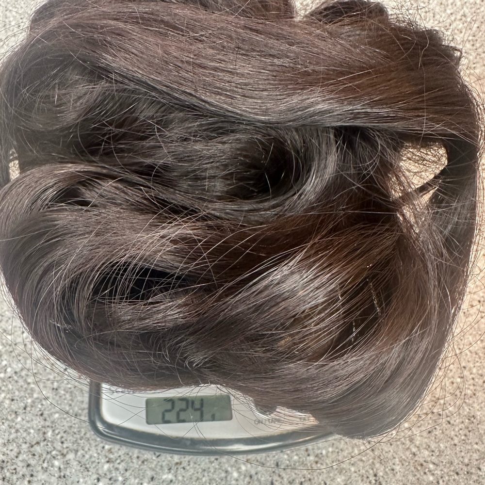 BELLAMI Dark Hair Clip In Extensions, 6 Pieces, 22inch - Picture 5 of 5